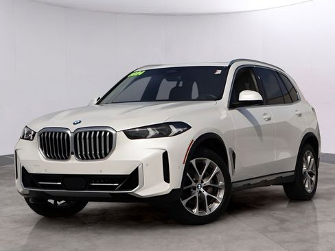 Used 2024 BMW X5 xDrive40i w/ Parking Assistance Package AWD/4WD image 1