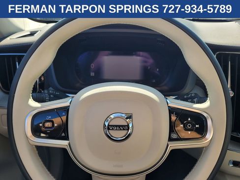 Certified 2025 Volvo XC60 B5 Ultra w/ Protection Package Premier image 28