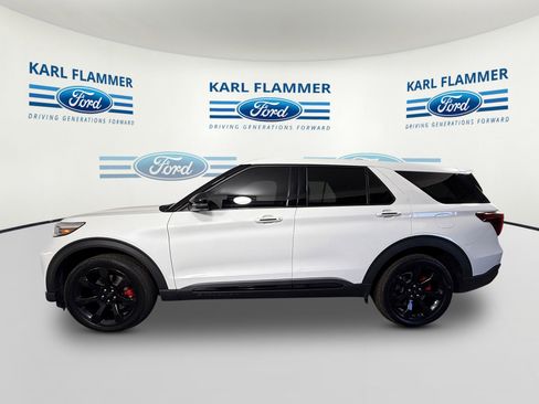 Certified 2022 Ford Explorer ST w/ Equipment Group 401A image 5