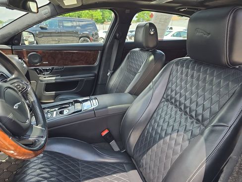 Used 2017 Jaguar XJ L Portfolio AWD/4WD image 16