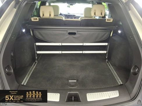 Used 2017 Cadillac XT5 Luxury w/ Driver Awareness Package FWD image 34