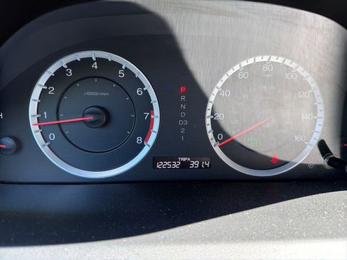 Used 2012 Honda Accord EX-L image 9