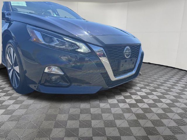 Used 2020 Nissan Altima 2.5 SV FWD image 12