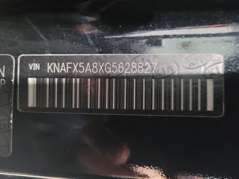 Used 2016 Kia Forte EX image 33