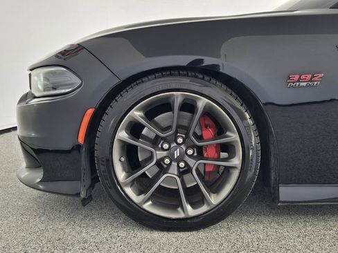 Used 2022 Dodge Charger Scat Pack RWD image 8