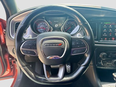 Used 2020 Dodge Charger Scat Pack w/ Dynamics Package RWD image 11