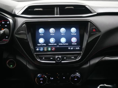 Used 2021 Chevrolet TrailBlazer RS w/ Convenience Package image 16