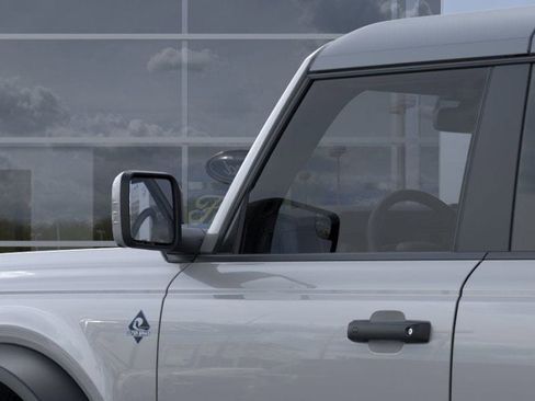 New 2026 Ford Bronco Outer Banks w/ Sasquatch Package AWD/4WD image 22