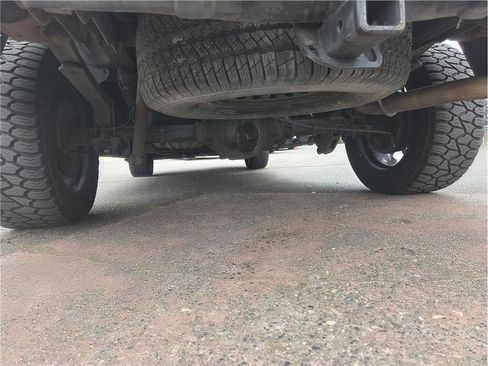 Used 2013 Chevrolet Silverado 1500 LTZ AWD/4WD image 33