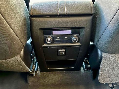 Used 2019 Chevrolet Traverse LS FWD image 49