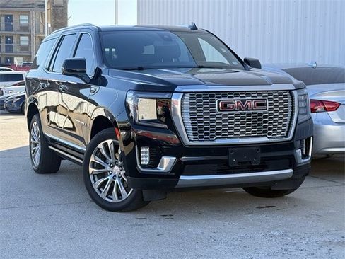 Used 2022 GMC Yukon Denali w/ Max Trailering Package image 2