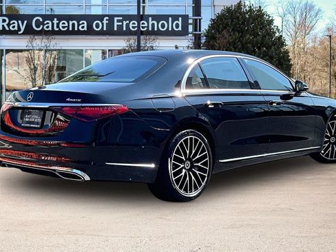 Certified 2023 Mercedes-Benz S 500 4MATIC image 2