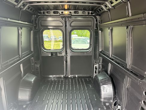 Used 2026 RAM ProMaster 2500 FWD image 16