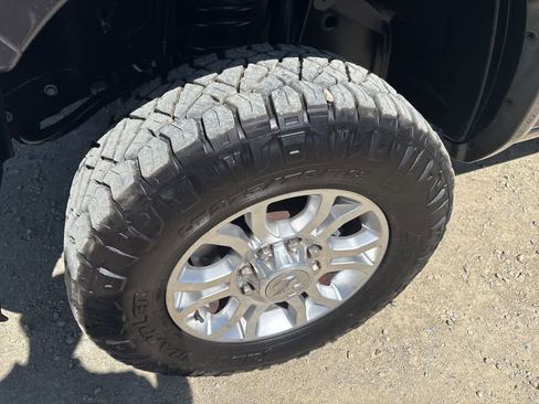 Used 2016 RAM 2500 Laramie w/ Cold Weather Group AWD/4WD image 2