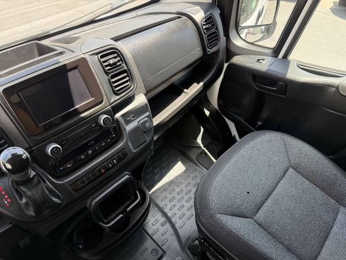 Used 2023 RAM ProMaster 2500 FWD image 18