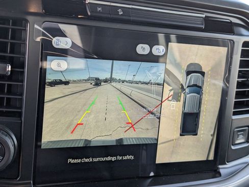 Used 2025 Ford F150 Lariat w/ Equipment Group 502A High image 14