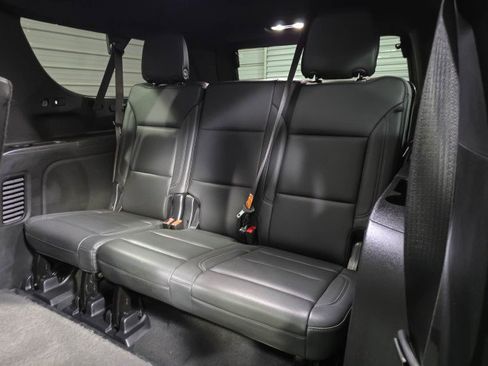 Used 2022 Chevrolet Suburban Z71 w/ Max Trailering Package image 19