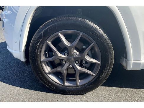 Used 2021 Jeep Grand Cherokee Limited w/ Quick Order Package 28K 80th image 9