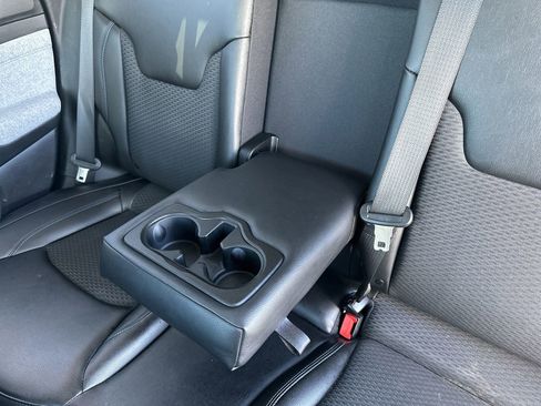 Used 2022 Jeep Compass Latitude image 21