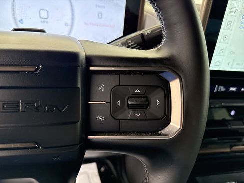 New 2025 GMC Hummer EV 3X image 24
