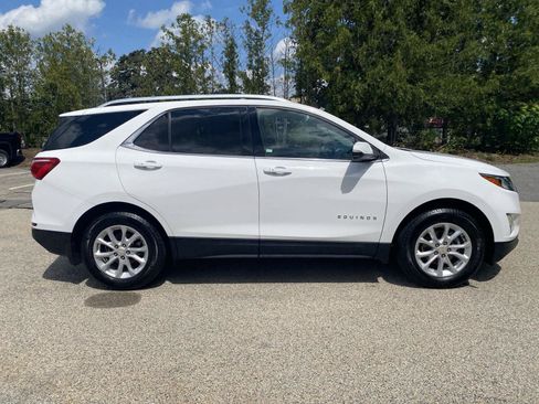 Certified 2019 Chevrolet Equinox LT w/ Sun & Navigation Package AWD/4WD image 8