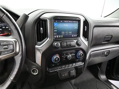 Used 2022 Chevrolet Silverado 1500 LT AWD/4WD image 18