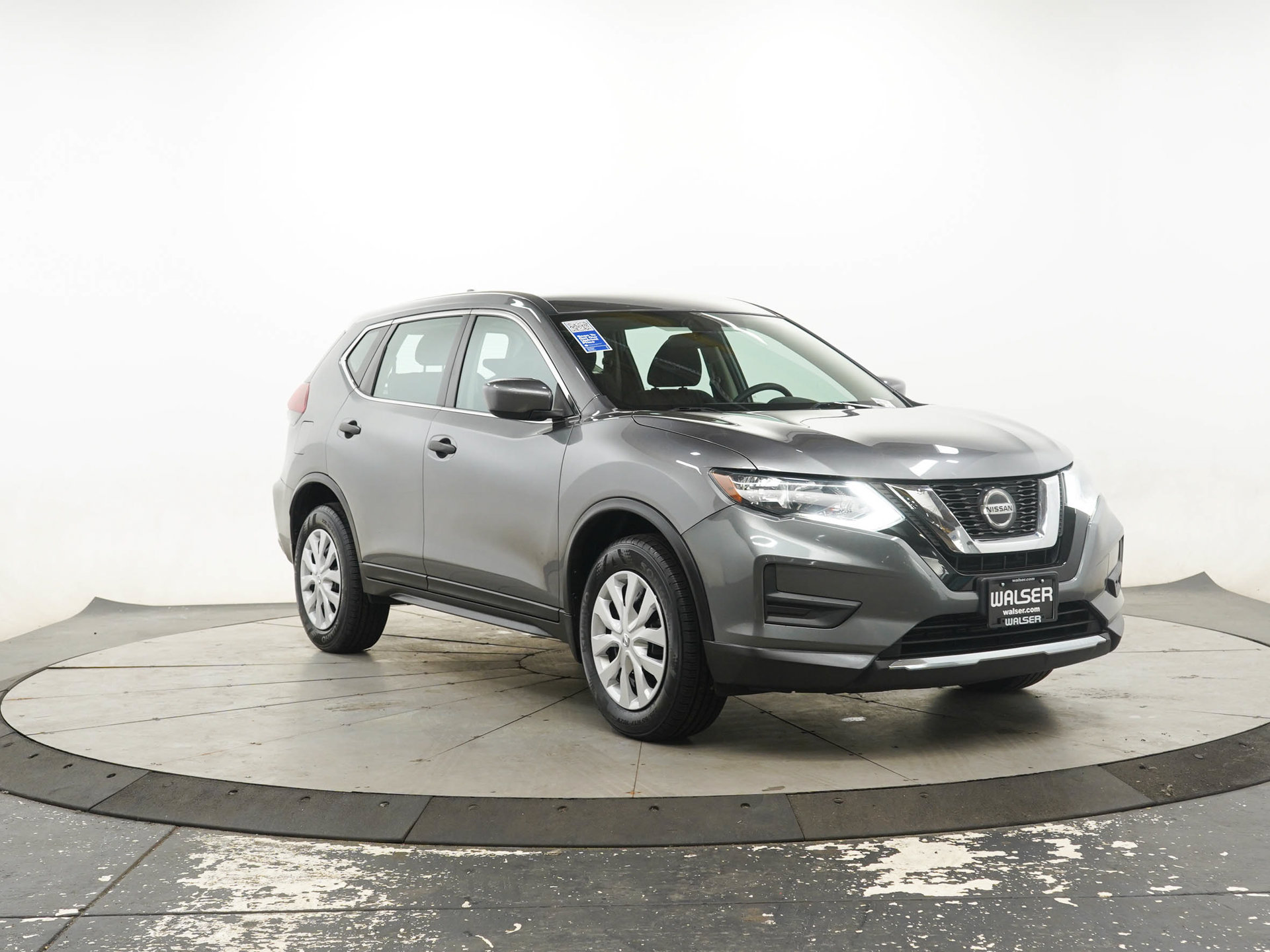 Used 2018 Nissan Rogue S AWD/4WD image 8