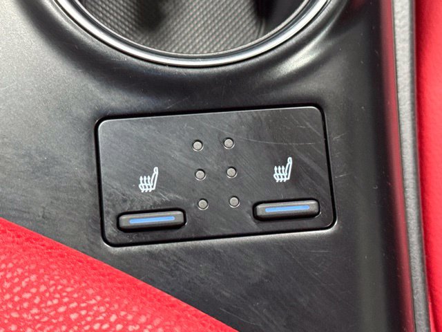Used 2019 Toyota Camry XSE FWD image 5