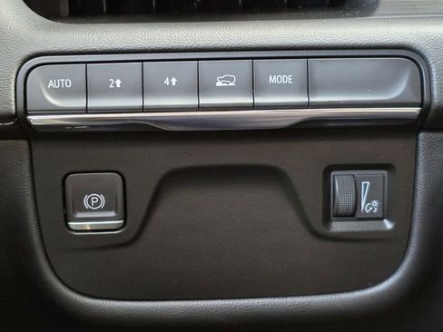 Used 2022 Cadillac Escalade ESV Premium Luxury AWD/4WD image 43