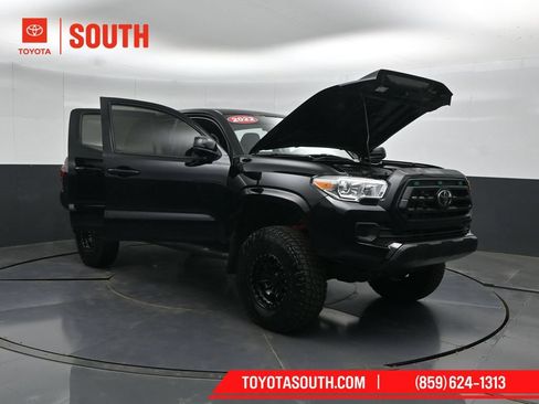 Used 2022 Toyota Tacoma SR AWD/4WD image 52