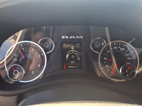 Used 2024 RAM 2500 Big Horn image 18