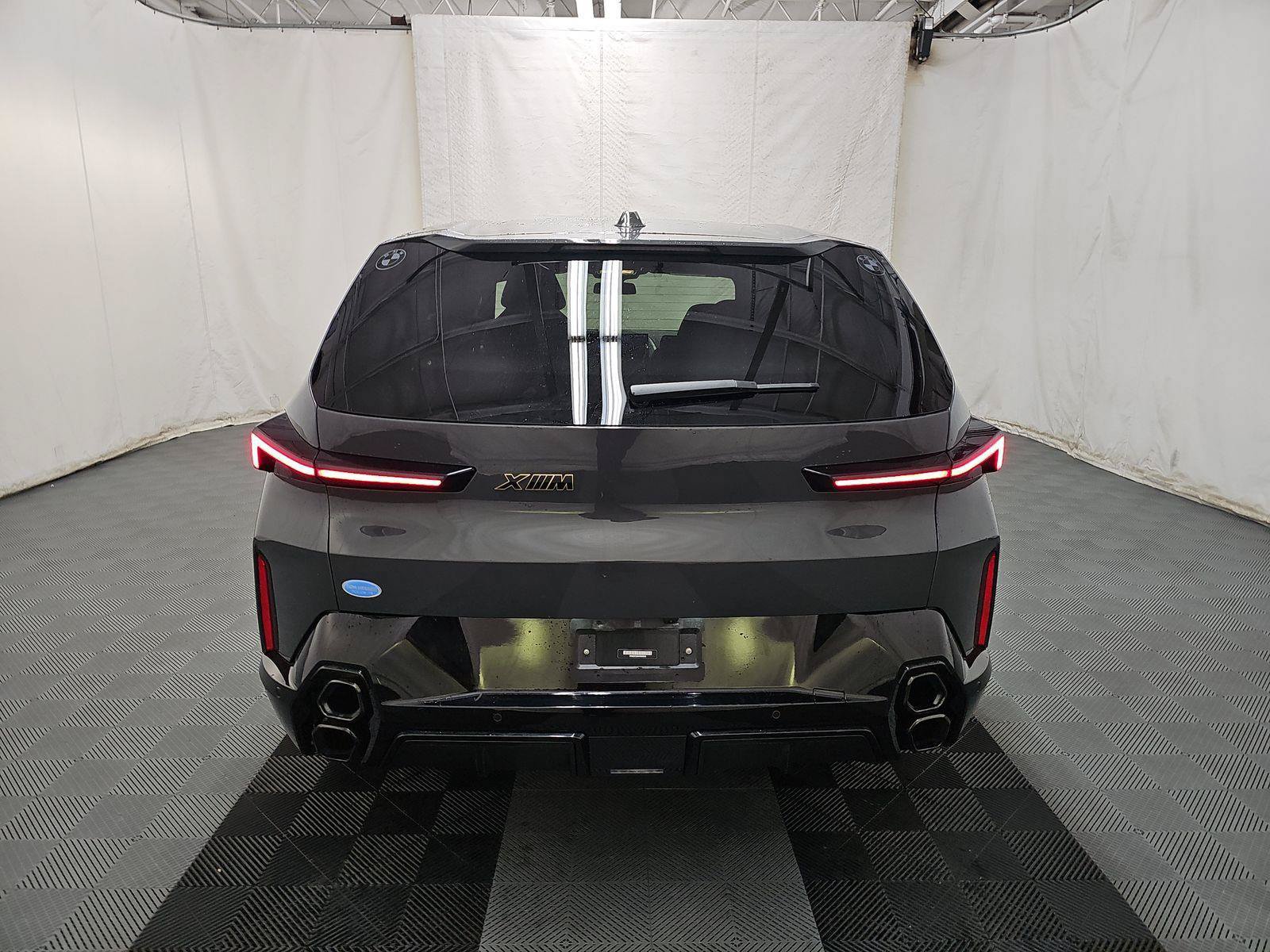 Certified 2023 BMW XM AWD/4WD image 5