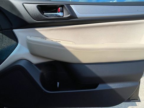 Used 2017 Subaru Legacy 2.5i Premium image 35