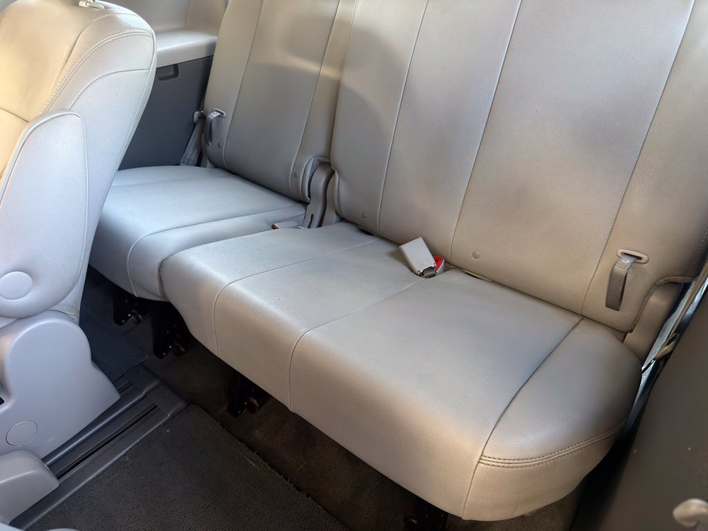 Used 2017 Toyota Sienna XLE Premium FWD image 21