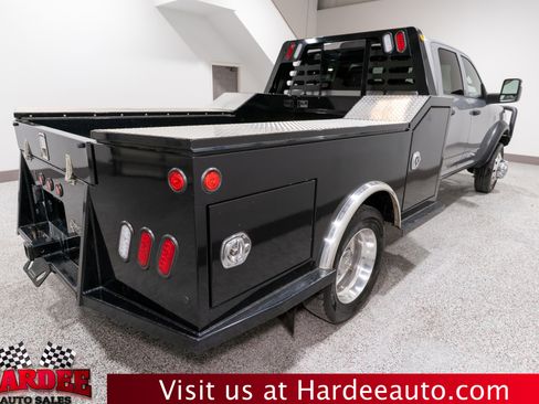 Used 2024 RAM 5500 Tradesman w/ Chrome Appearance Group image 5