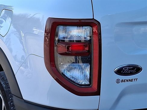 Used 2024 Ford Bronco Sport Outer Banks image 10