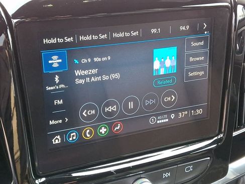 Used 2023 Chevrolet Traverse LT w/ LPO, Floor Liner Package image 18