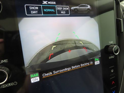 Certified 2025 Subaru Crosstrek 2.5i Limited w/ Crosstrek Mirror Package AWD/4WD image 18