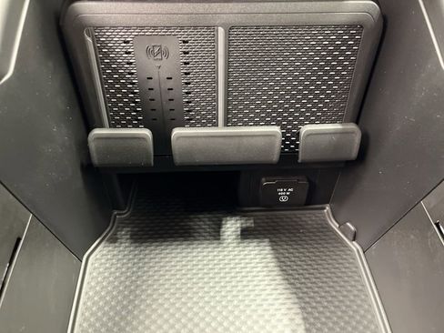 New 2026 RAM 1500 Laramie image 17