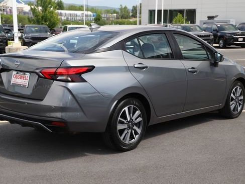 Used 2025 Nissan Versa SV FWD image 6