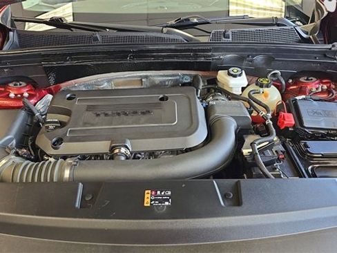 Used 2022 Buick Envision Essence w/ Safety Package image 31