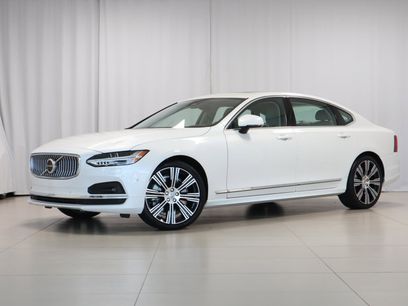 Used 2025 Volvo S90 B6 Plus w/ Protection Package Premier