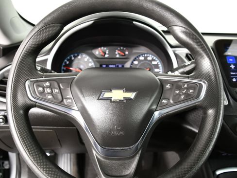 Used 2024 Chevrolet Malibu LT image 19