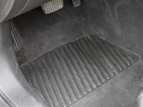 Used 2016 Chevrolet Impala LT w/ Leather Package FWD image 27