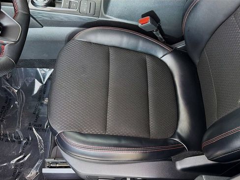 Used 2025 Ford Escape ST-Line FWD image 22