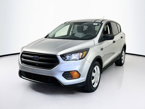 Used 2018 Ford Escape S FWD image 1