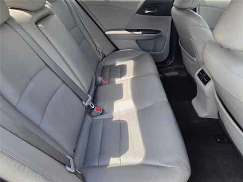 Used 2016 Honda Accord EX-L image 29