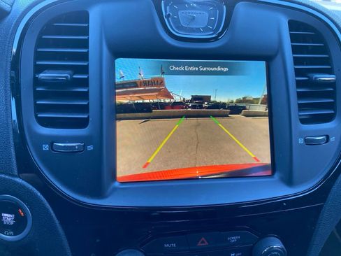 Used 2021 Chrysler 300 S w/ Popular Equipment Group RWD image 17