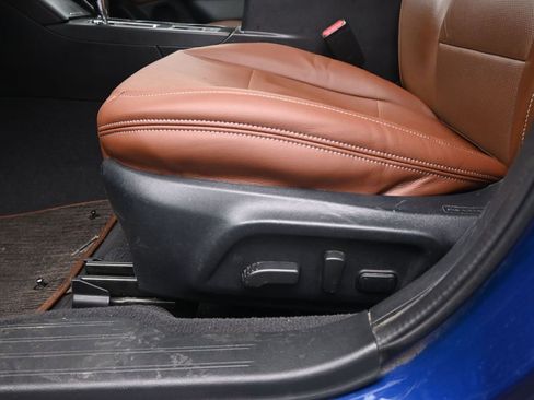 Used 2017 Subaru Outback 2.5i Touring w/ Popular Package #5A image 23