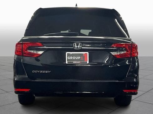 Used 2024 Honda Odyssey EX-L image 4
